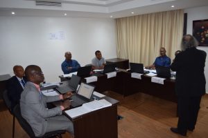 Photo de classe pendant la formation en Audit de projet et implantation du contrôle interne