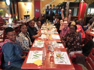 Dîner au restaurant pendant la formation en Passation des marchés : travaux, fournitures et consultants